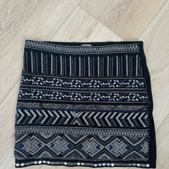 *3/$25* Black and Silver Embellished Mini Pencil Skirt - Picture 1 of 4
